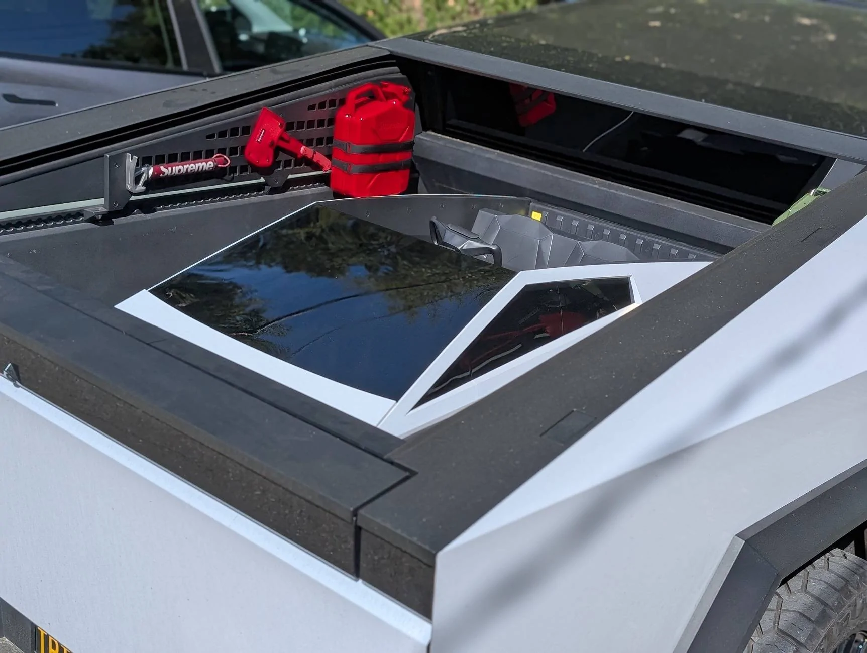 Tesla Cybertruck 🚀 What’s Your Favorite Cybertruck Mod? Show Us Your Custom Builds, Wheels, Wraps & Interior Upgrades! PXL_20250404_224757964.PORTRAIT