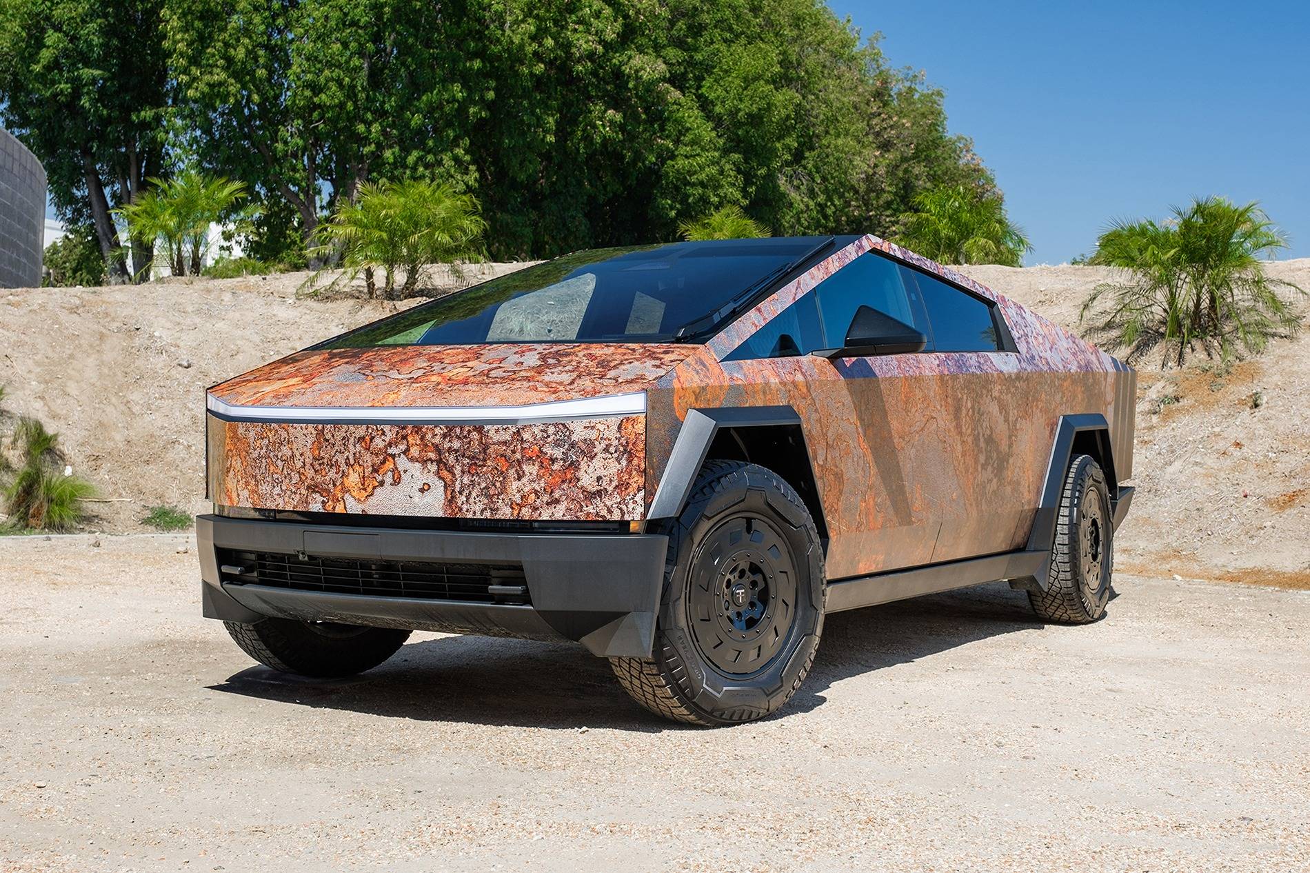 Tesla Cybertruck CUSTOM GRAPHICS / DESIGN / THEME Vinyl Wrap & PPF Cybertruck -- Photos & Videos star-wars-inspired-rust-wookie-power-tesla-cybertruck-tct-20-inch-wheels-satin-black-1920-1