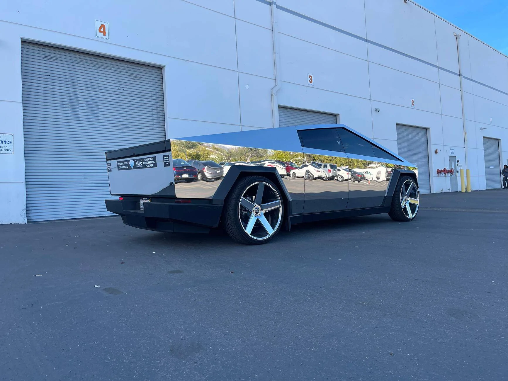 Tesla Roadster 2nd gen ⬇️ CYBERTRUCKco LOWERING rods kit now available! tempImagePjj97C