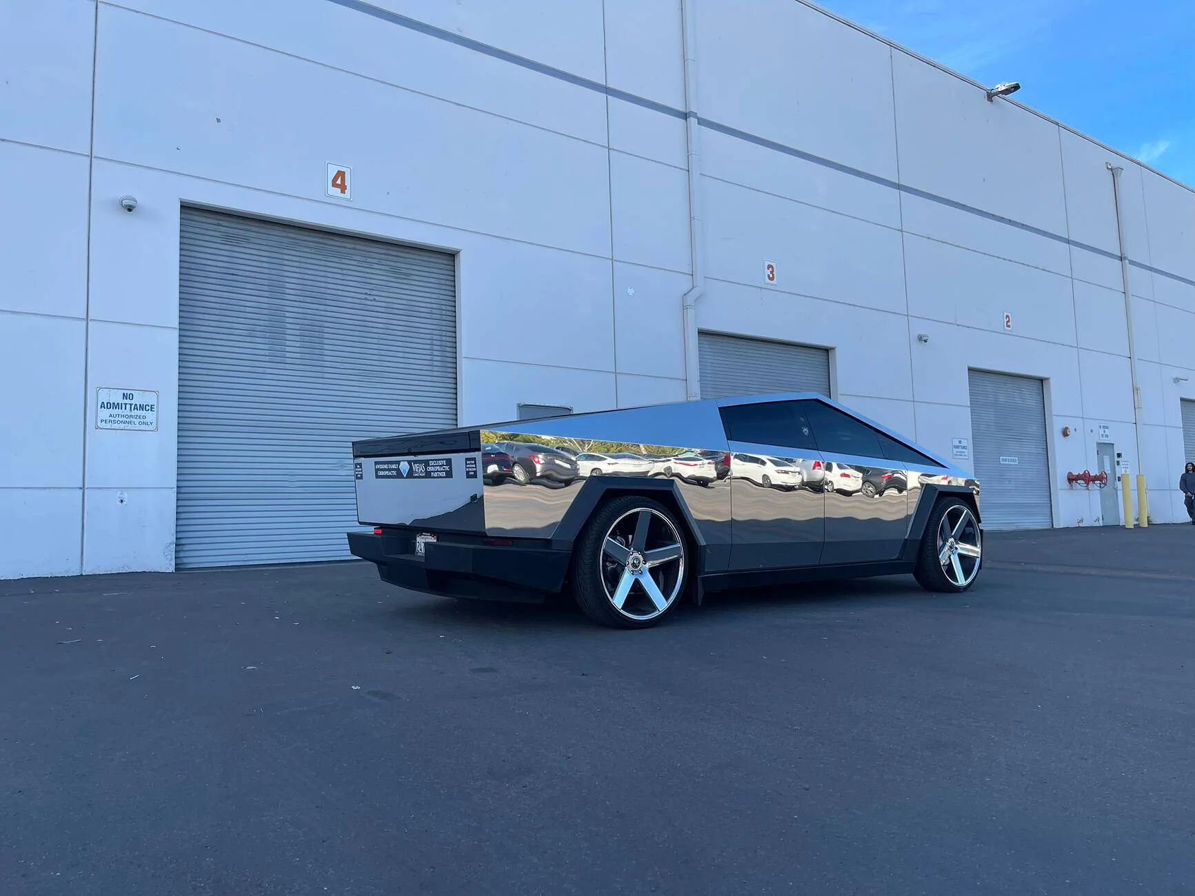 Tesla Roadster 2nd gen ⬇️ CYBERTRUCKco LOWERING rods kit now available! tempImageQNsvcg