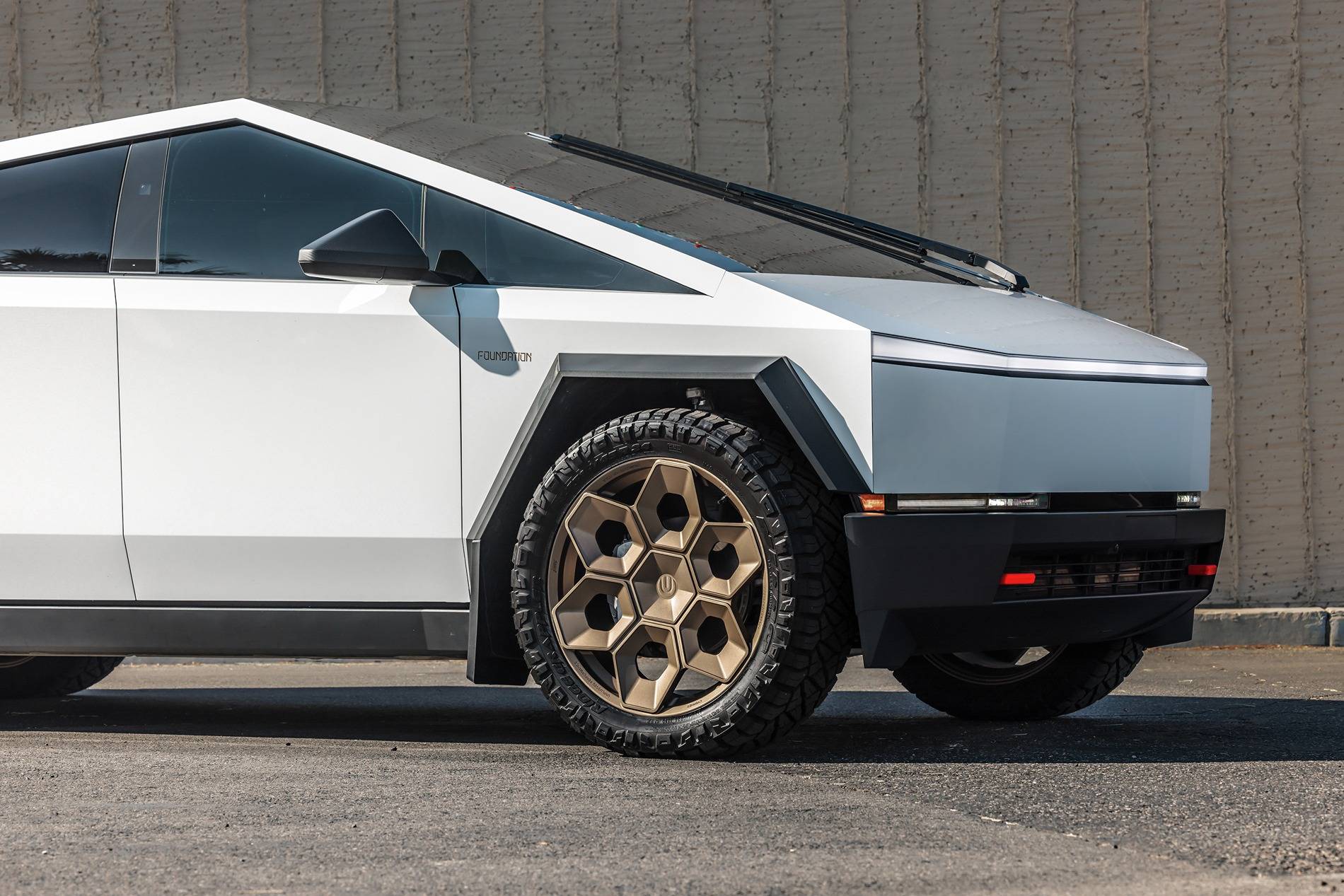 Tesla Cybertruck Cybertruck Aftermarket Wheels & Tires Photos + Info Compilation Tesla Cybertruck Bronze CYBRHEX Forged wheels 24 inch Unplugged Performance 3840px Image  (14)