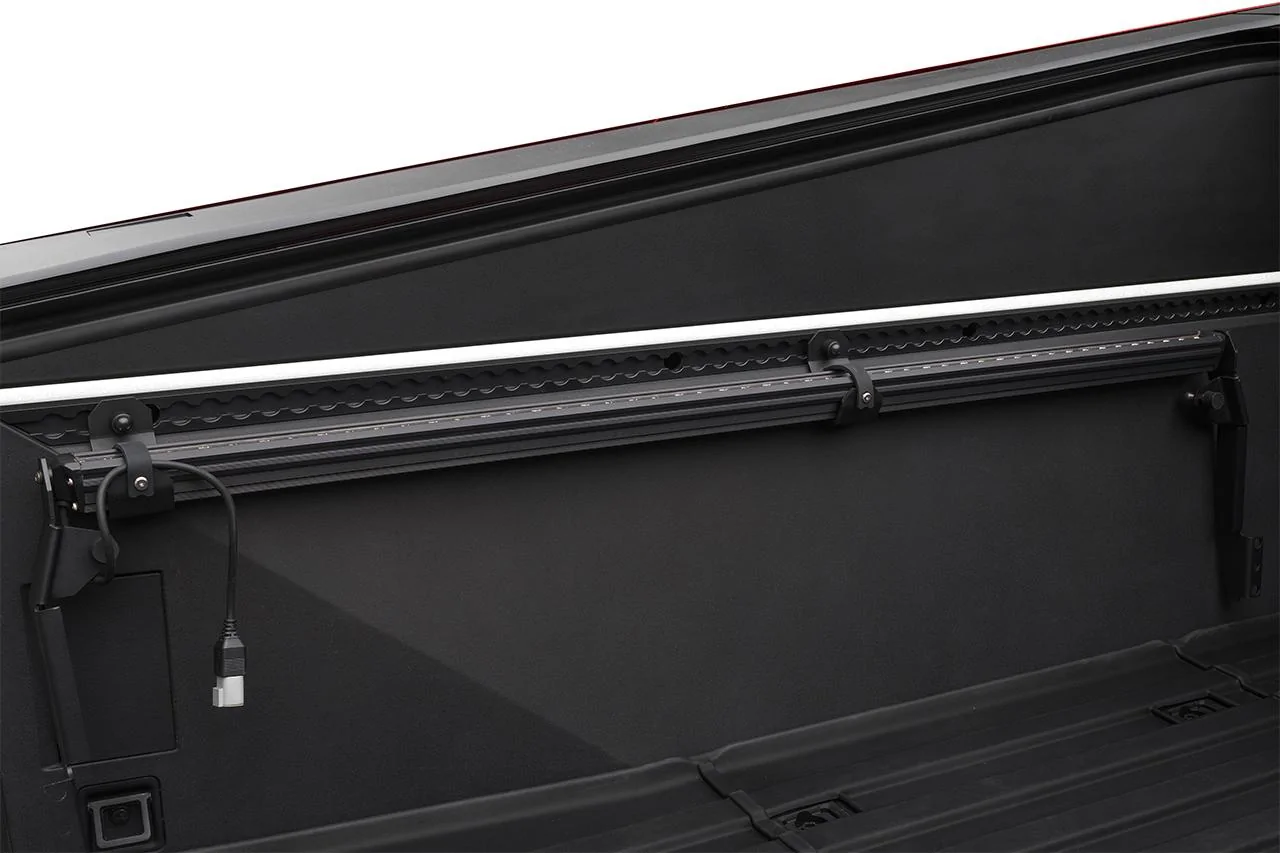 Tesla-Cybertruck-Roof-Lightbar-Bed-Mount-7.webp