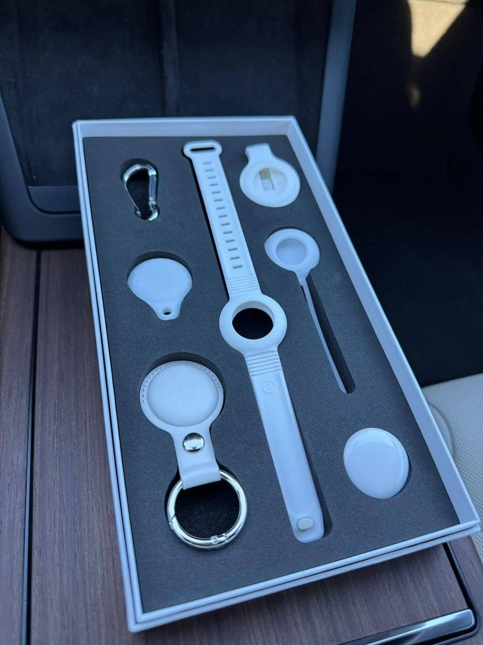 Tesla Cybertruck How Do You Usually Unlock Your Cybertruck? 🔑 Teslaunch x key (2)