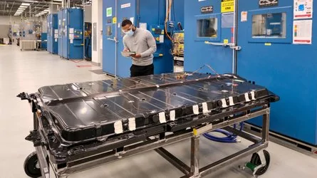 Tesla Roadster 2nd gen NC Mine Delay Could Affect Tesla's 2022–2023 Lithium Supply ultium-battery-pack