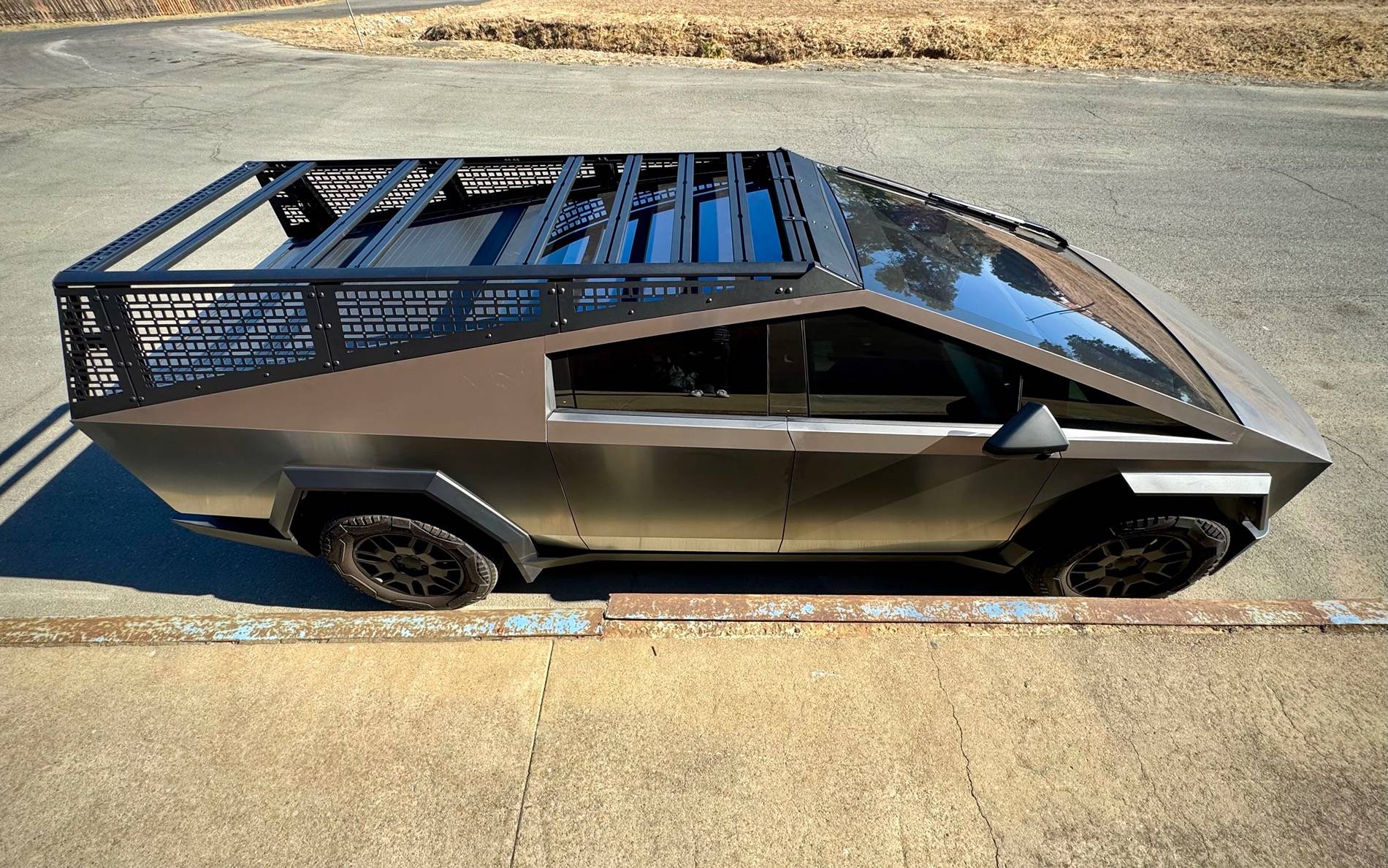 Tesla Roadster 2nd gen Urander Bed Rack - feedback, impressions, review? Urander_2