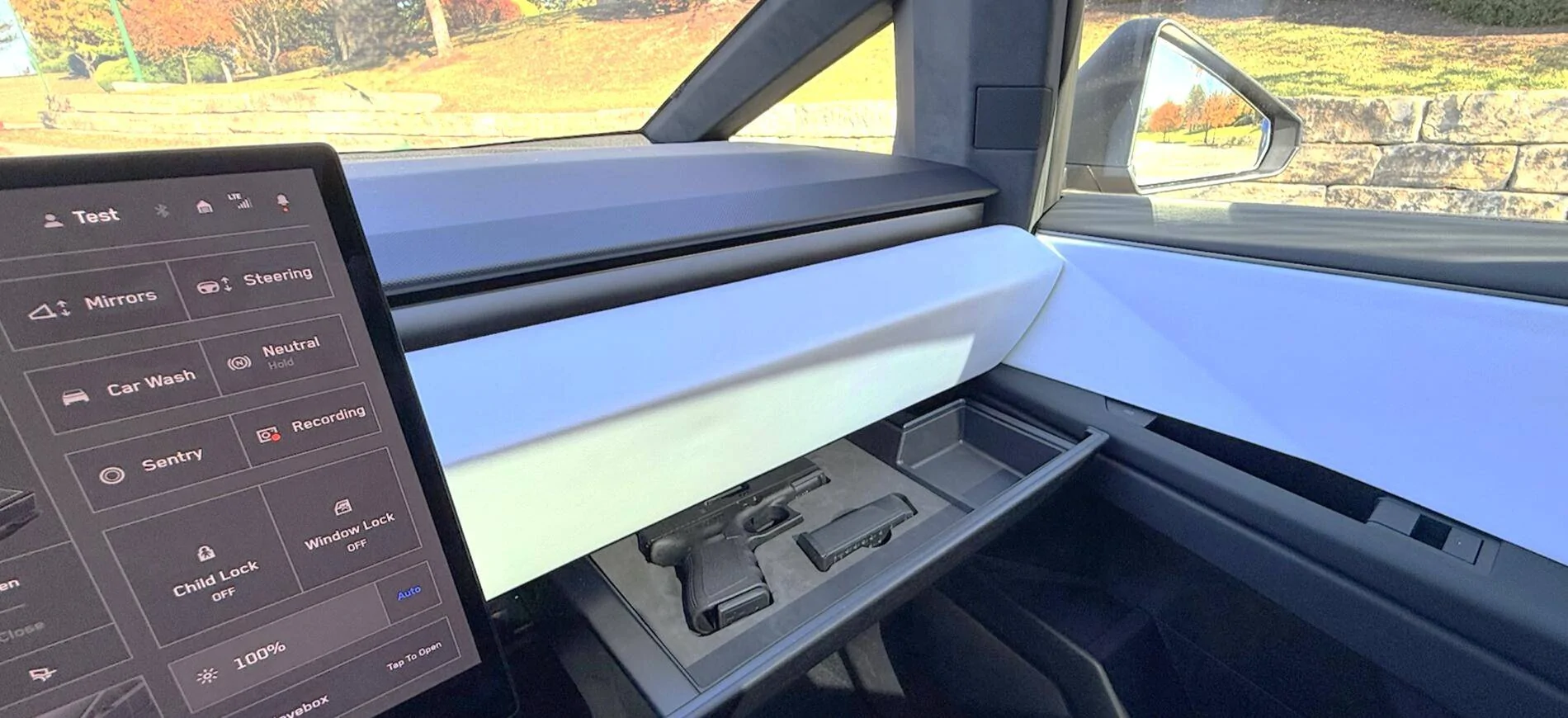 Tesla Roadster 2nd gen interior : below cup holder question X Cybertruck G19 Default