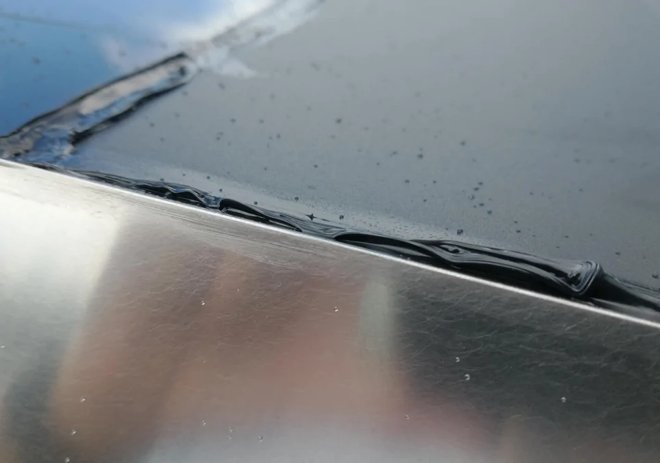 Tesla Roadster 2nd gen 100% Waterproof Vault using black silicone zimage10971